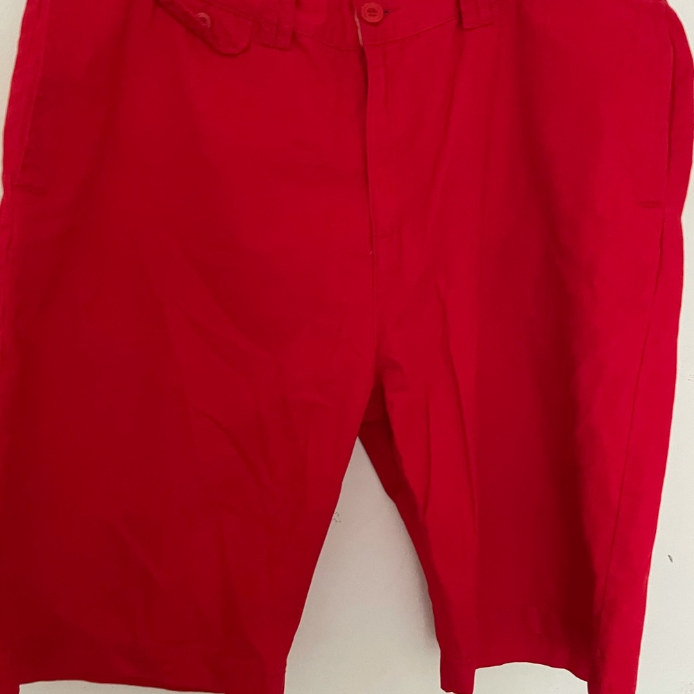 Mens size 40 Red Denim Slim Cut Mid Rise Jean